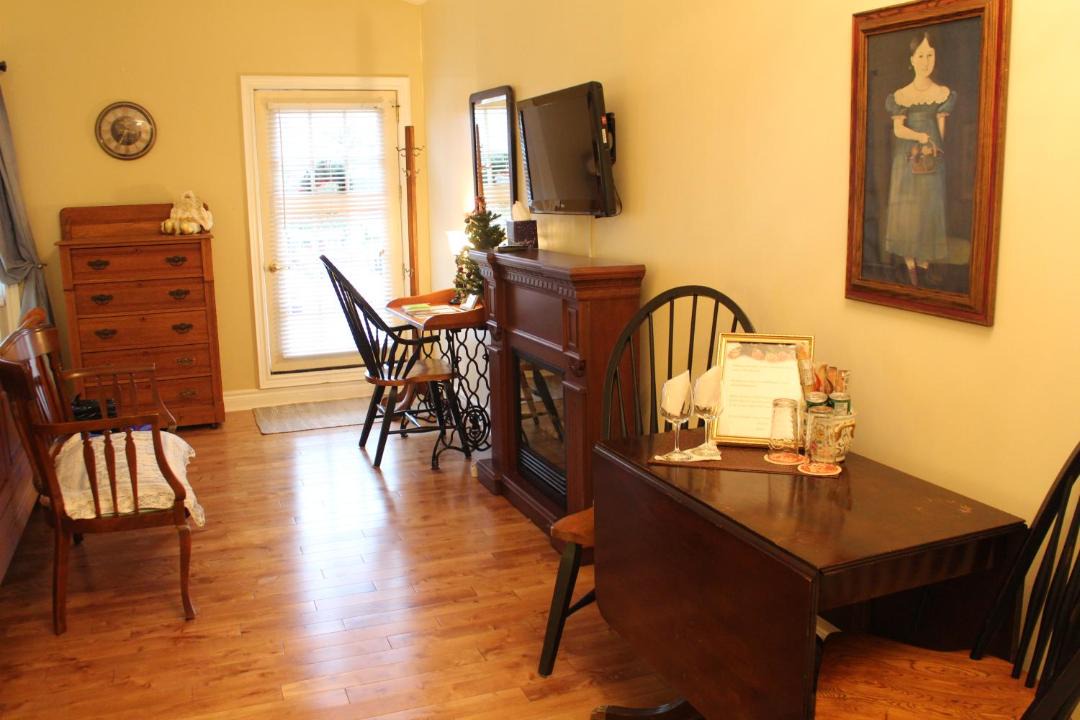 Photo of Livingroom in Old Town Historic District