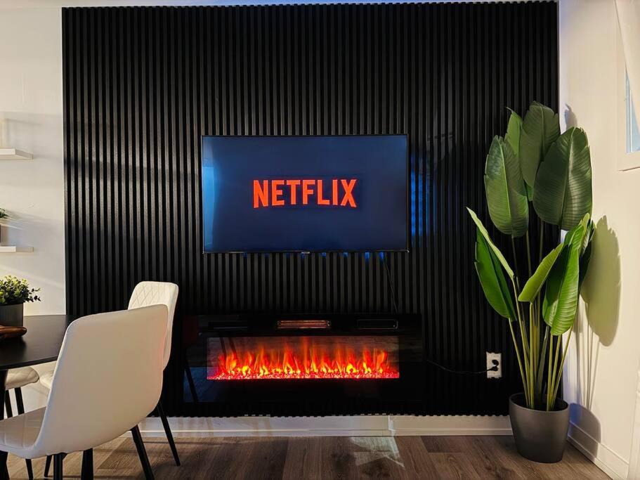 Photo of Livingroom in Niagara Falls
