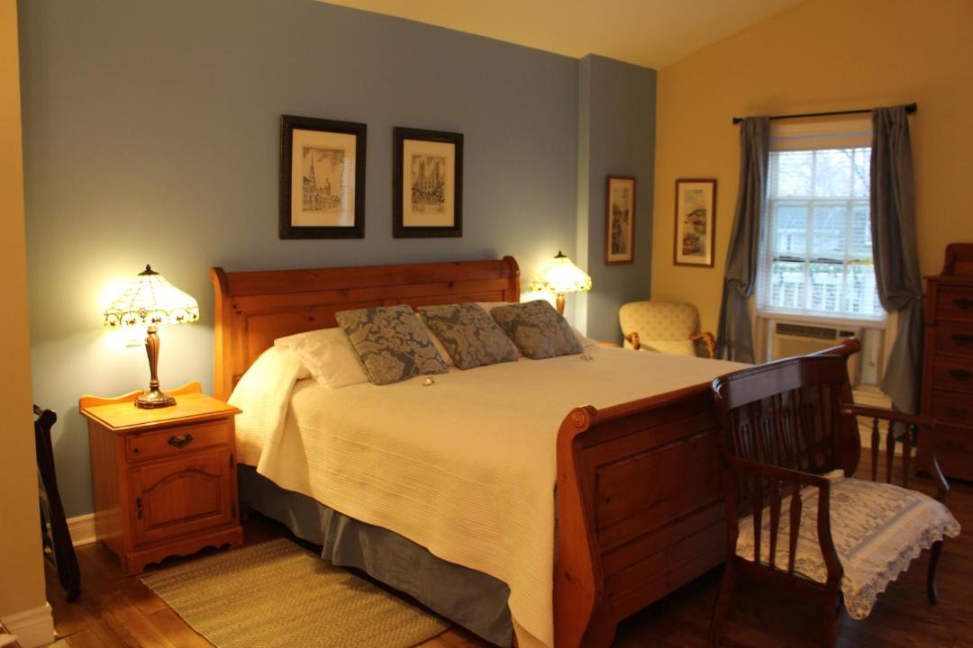 Photo of Bedroom in Old Town Historic District