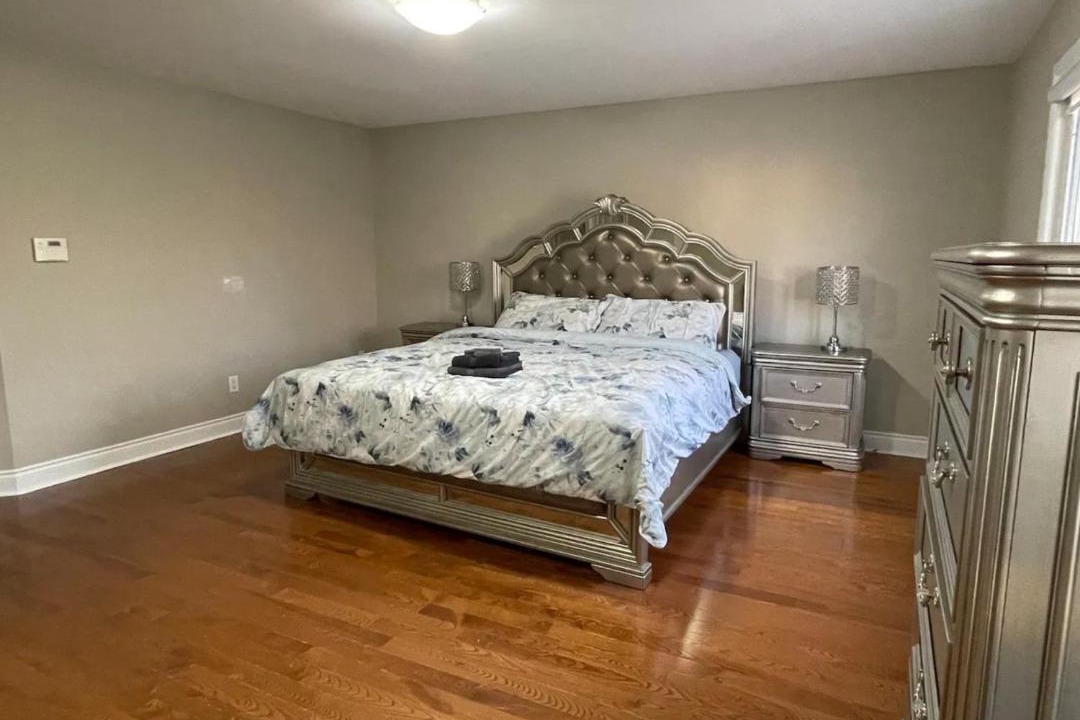 Photo of Bedroom in Richmond Hill