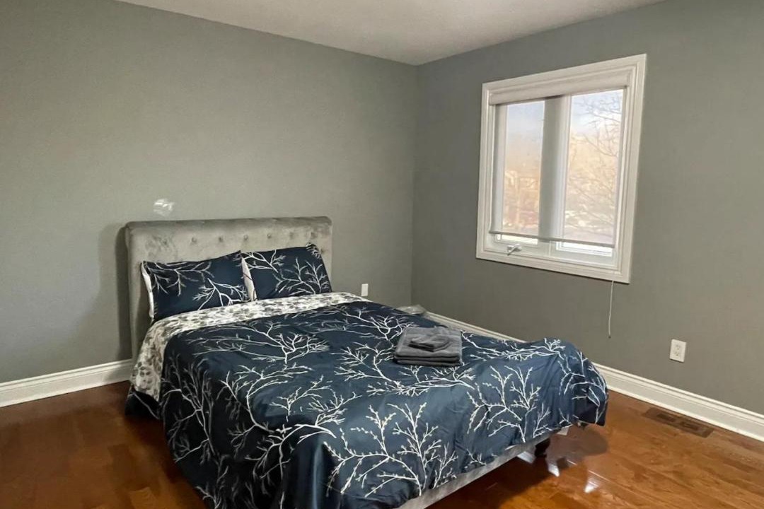 Photo of Bedroom in Richmond Hill