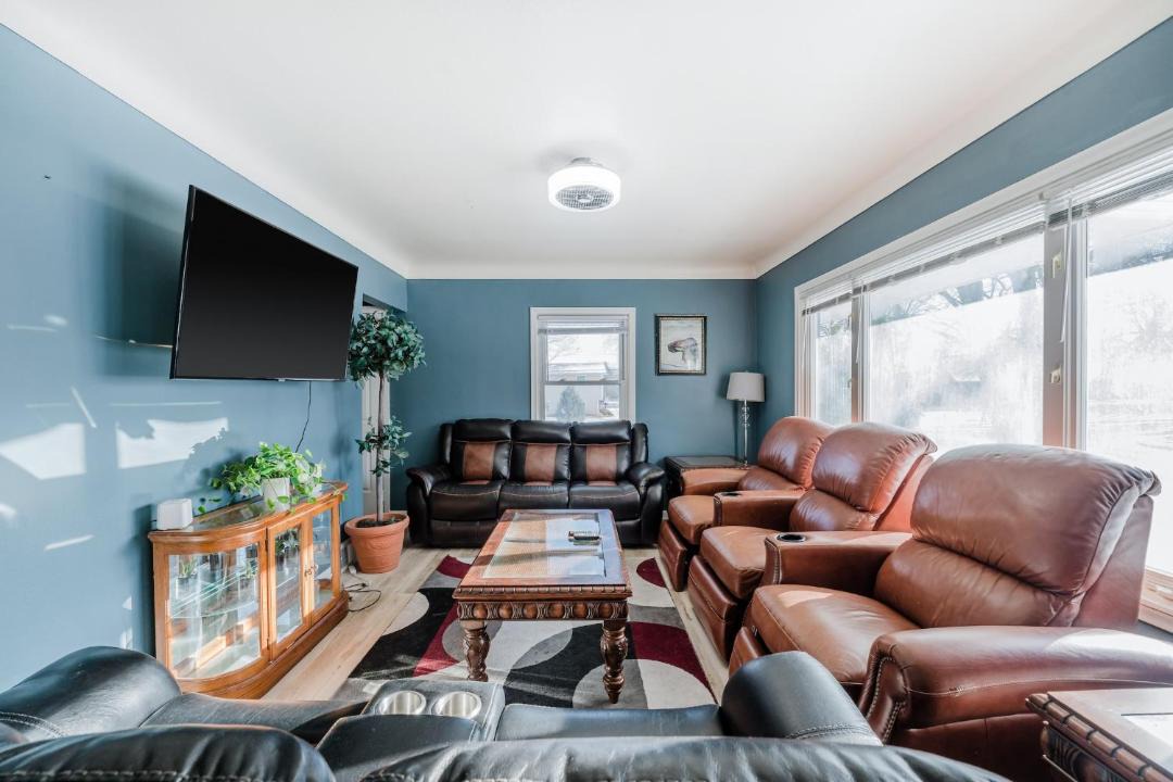 Photo of Livingroom in Oakdale