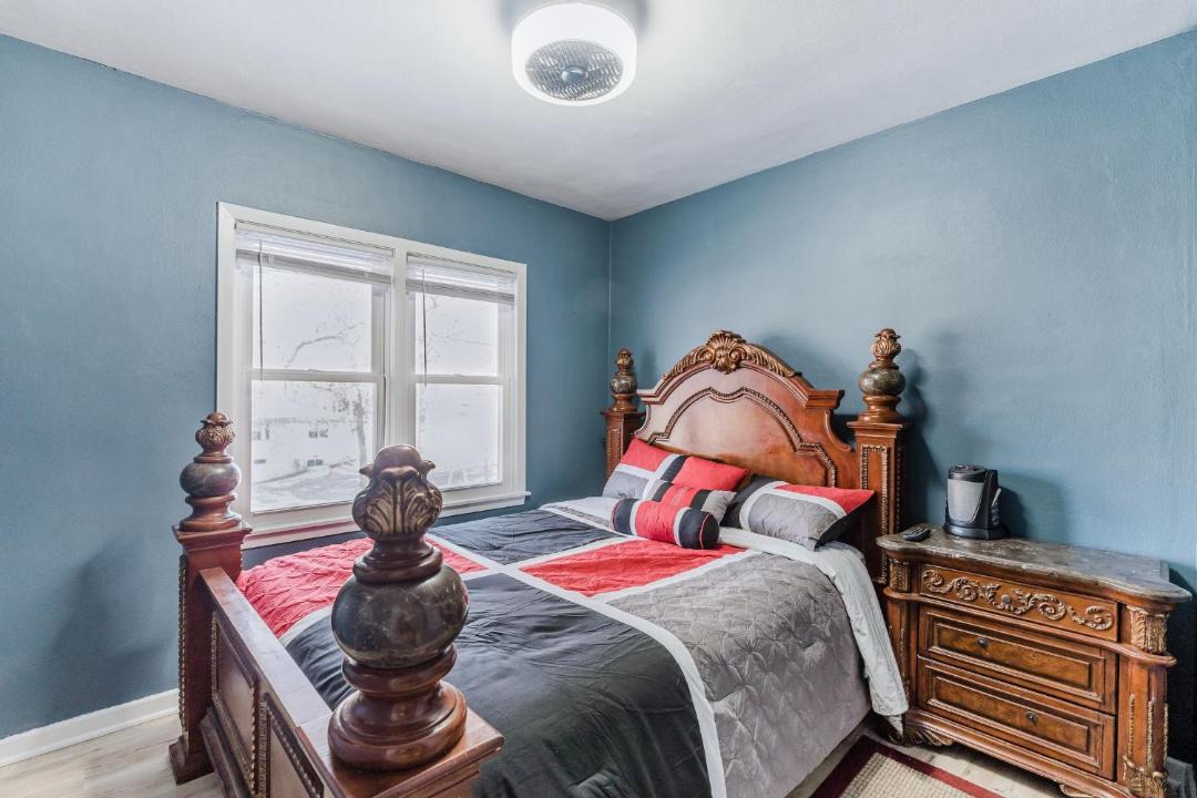 Photo of Bedroom in Oakdale