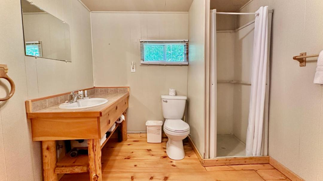 Photo of Bathroom in Tobermory