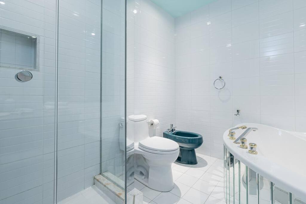 Photo of Bathroom in Forest Hill South