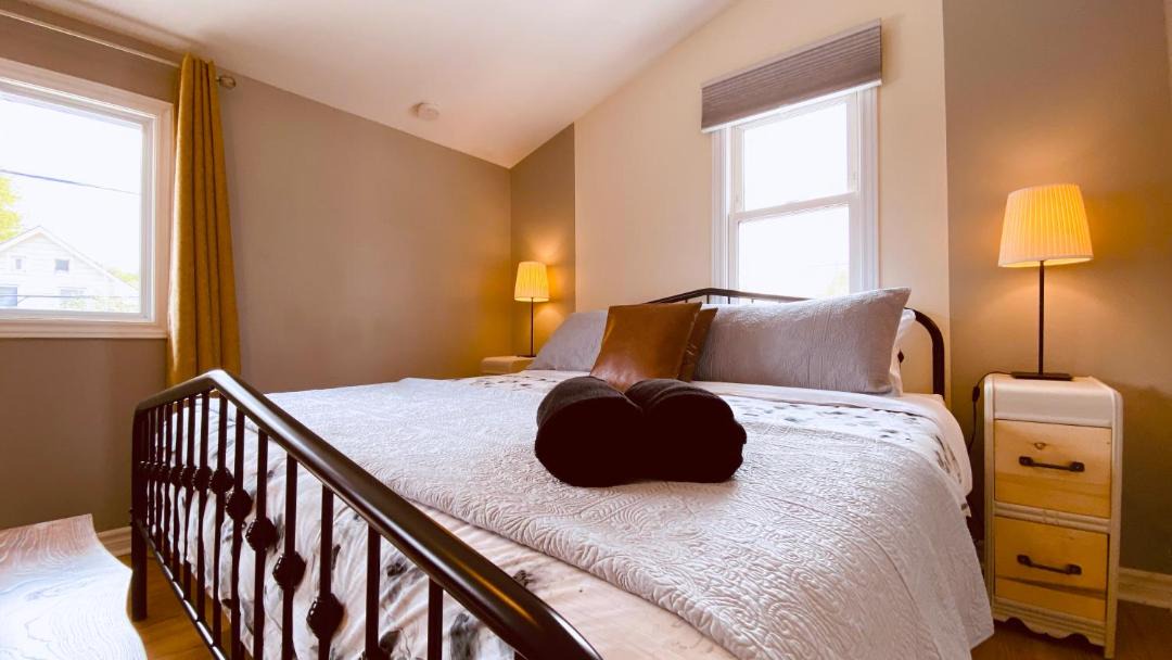 Photo of Bedroom in Inner Harbour