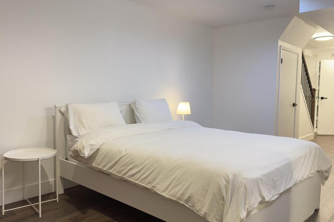 Photo of Bedroom in Richmond Hill
