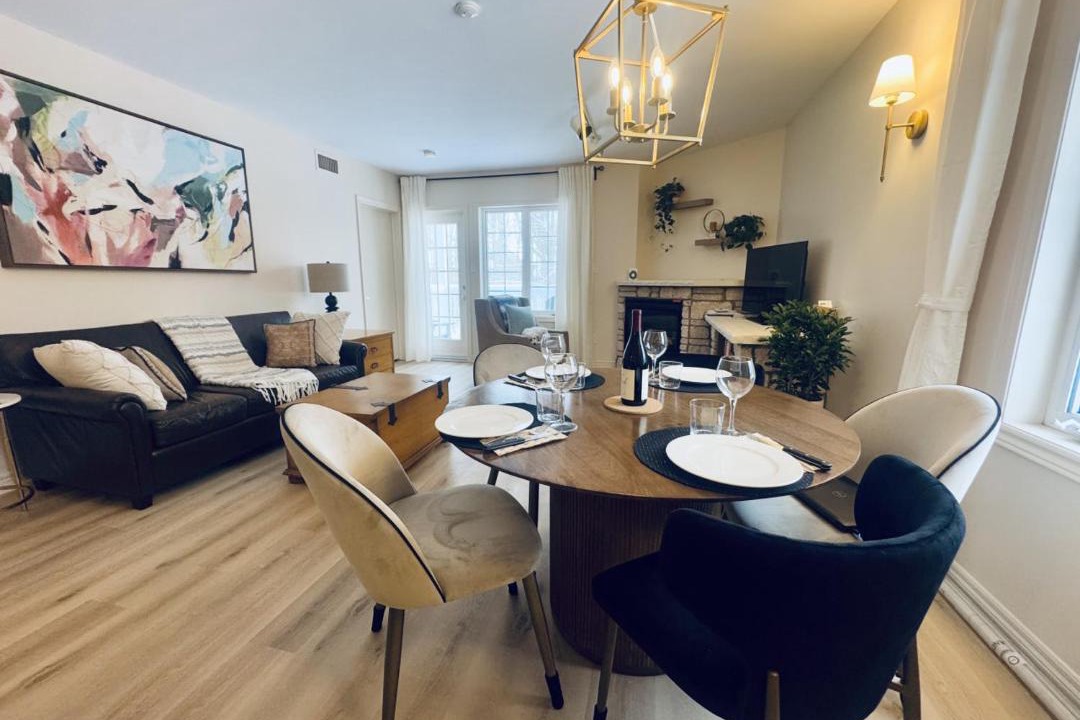Photo of Livingroom in Oro-Medonte