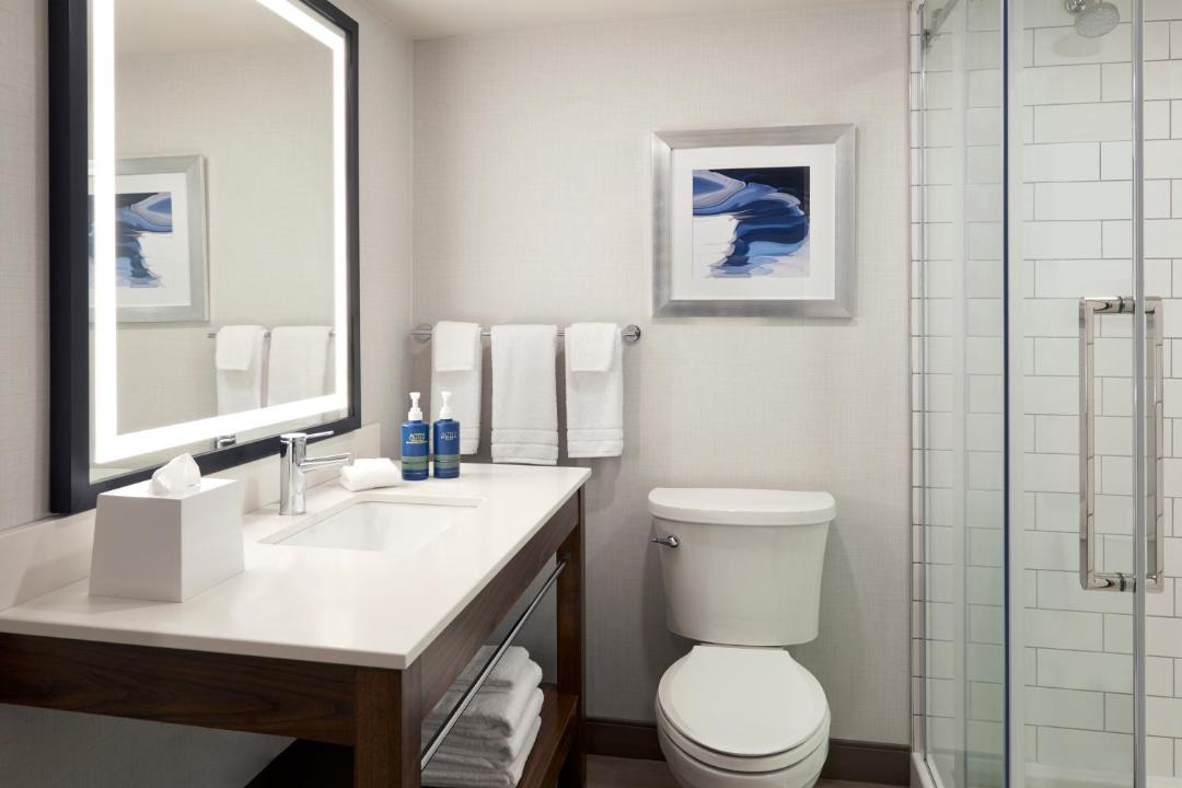 Photo of Bathroom in Point Edward