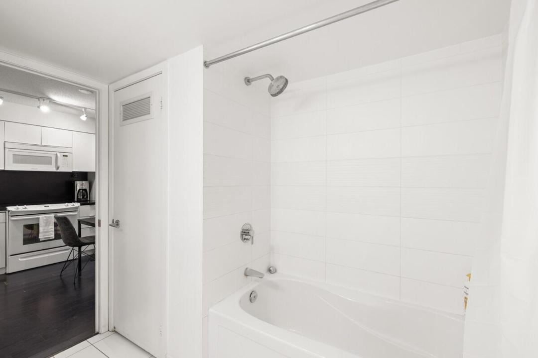 Photo of Bathroom in Fort York