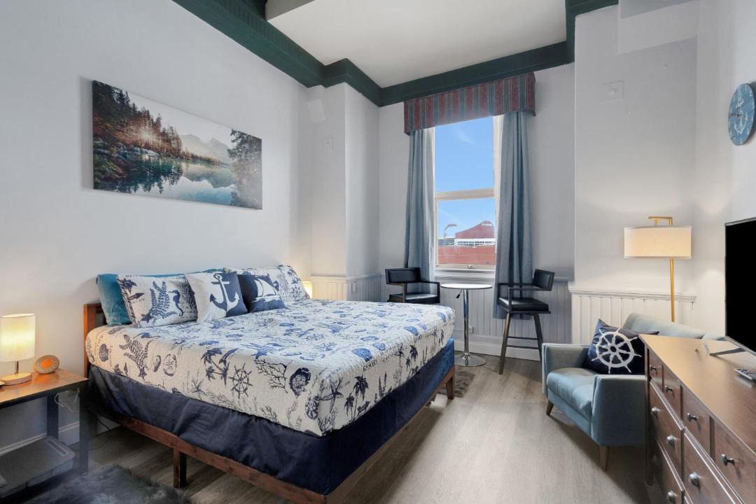 Photo of Bedroom in Canal Park