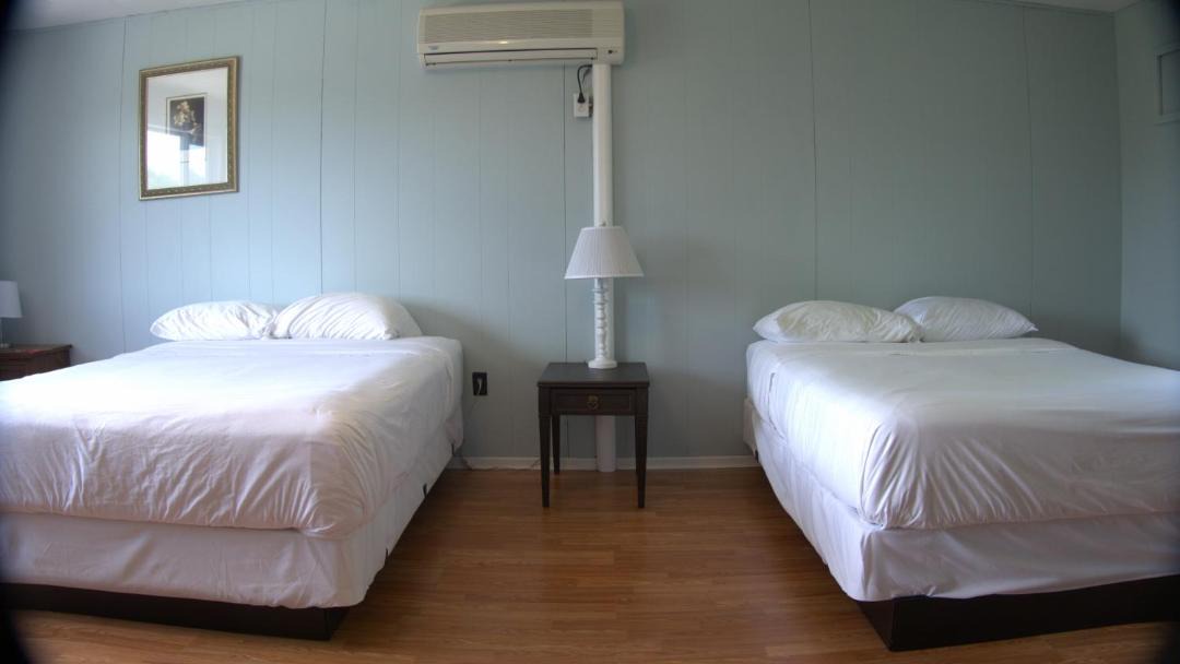 Photo of Bedroom in Port Loring