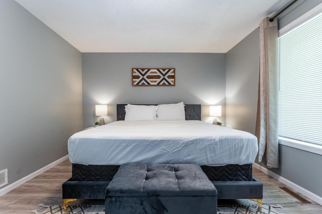 Photo of Bedroom in Columbia Heights