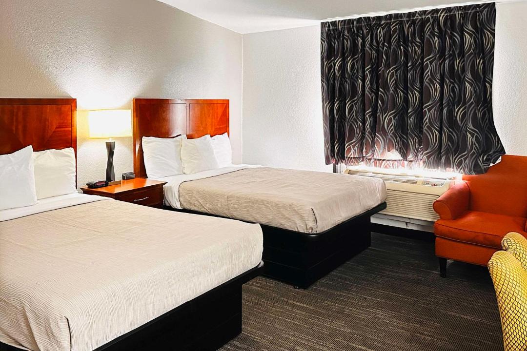 Photo of Bedroom in Merriam Park