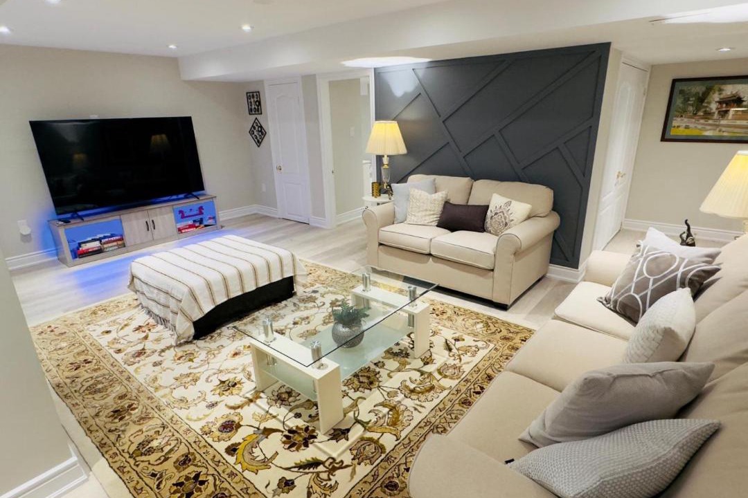 Photo of Livingroom in Oakville