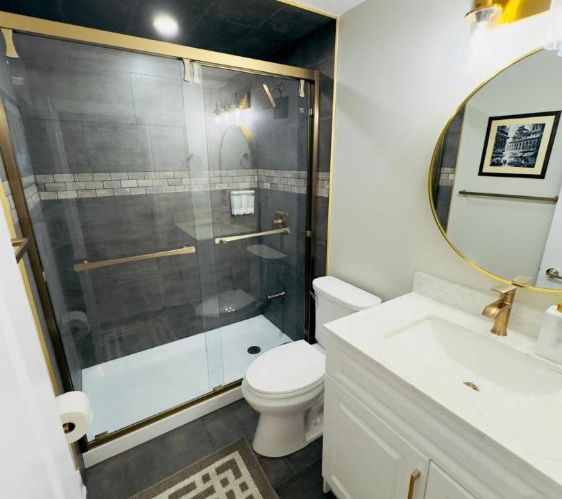 Photo of Bathroom in Oakville