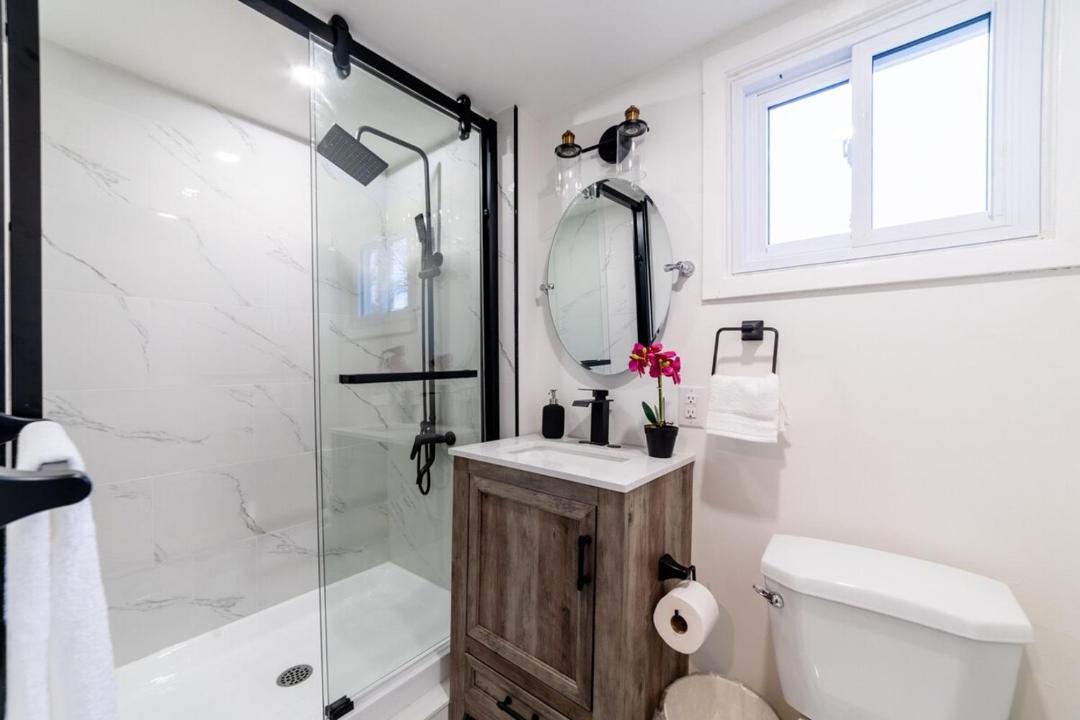 Photo of Bathroom in Welland