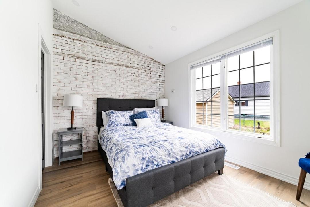 Photo of Bedroom in Welland