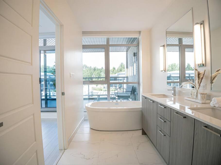 Photo of Bathroom in Innisfil