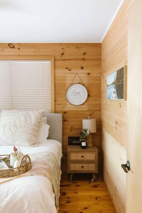 Photo of Bedroom in Novar