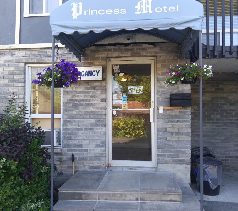 Photo of Buildings in Bobcaygeon