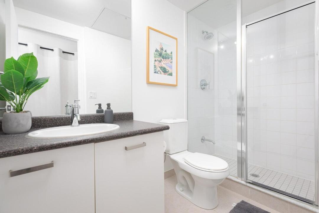 Photo of Bathroom in Bay Cloverhill