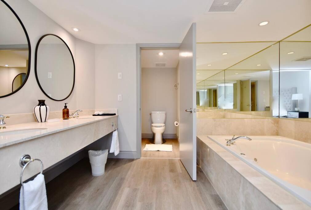 Photo of Bathroom in Oro-Medonte