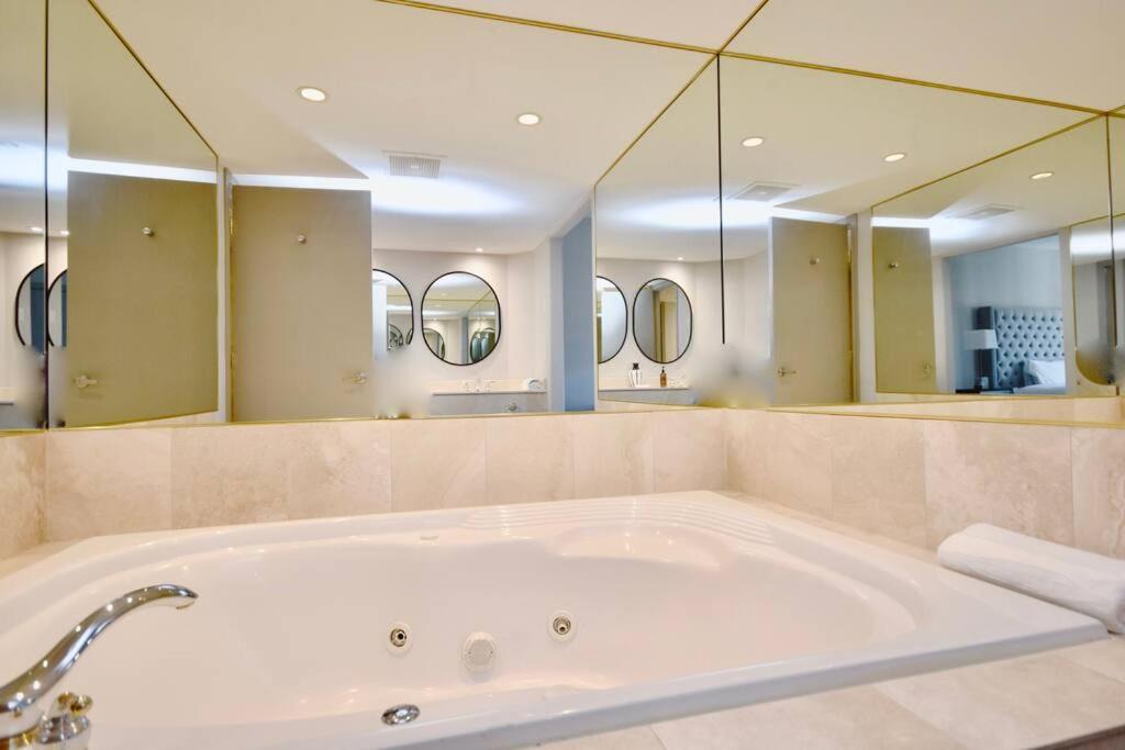 Photo of Bathroom in Oro-Medonte