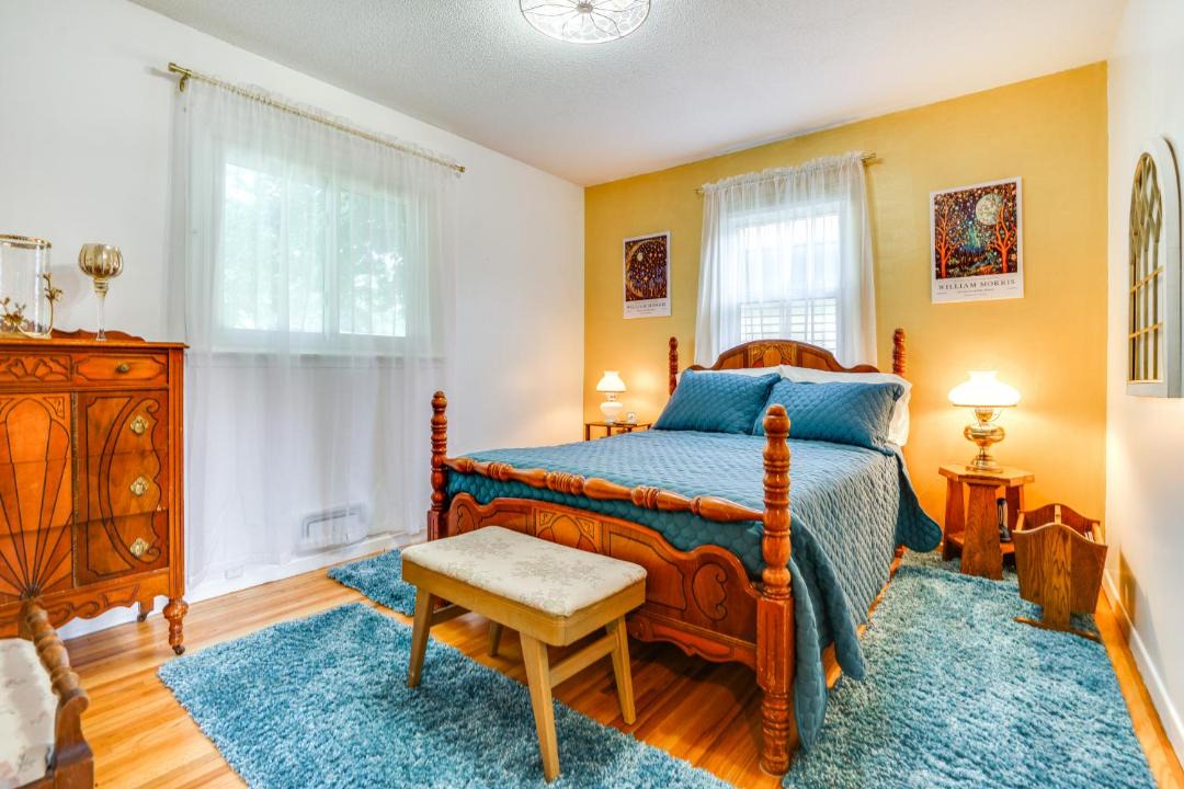 Photo of Bedroom in Cottage Grove
