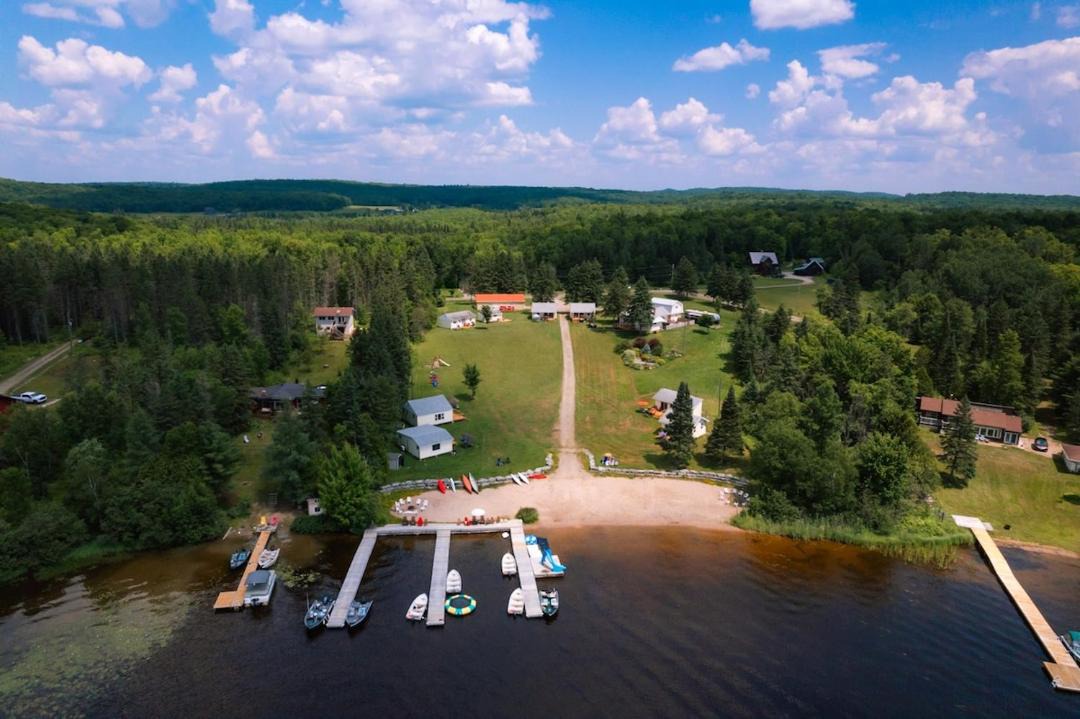 Photo of Others in Magnetawan