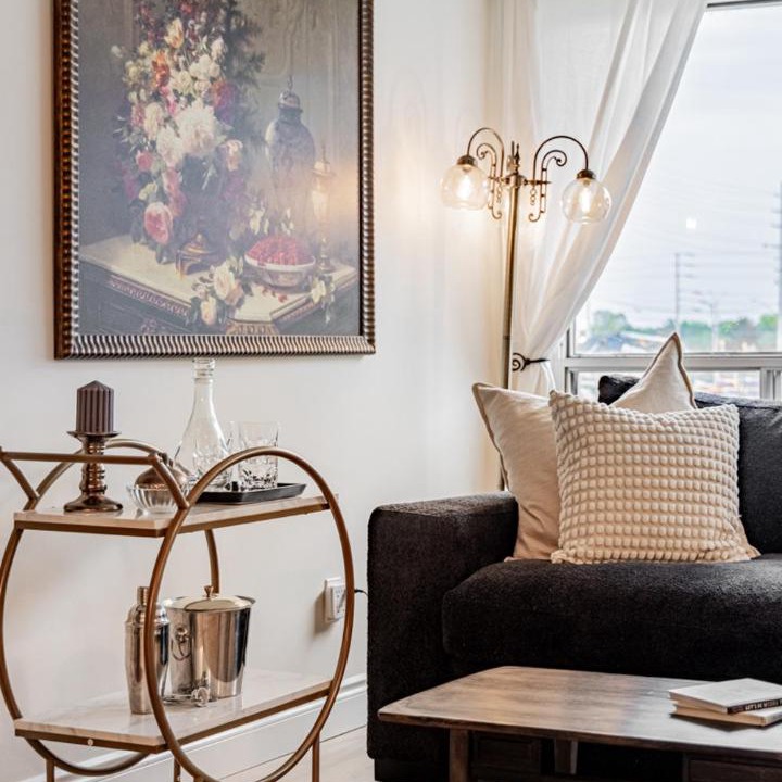 Photo of Livingroom in Lakeview