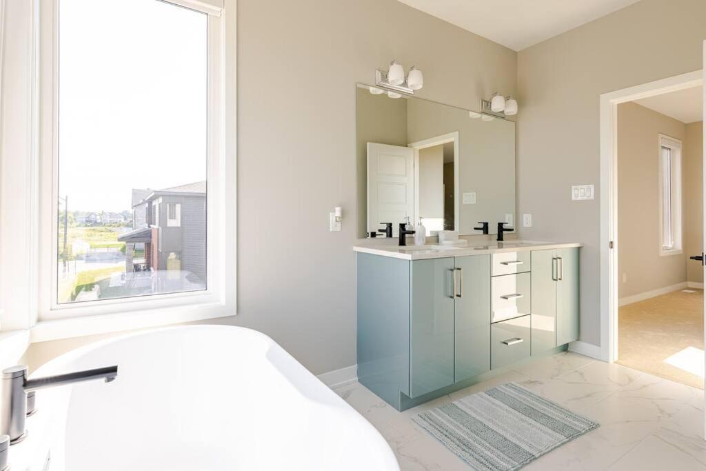 Photo of Bathroom in Ottawa Division
