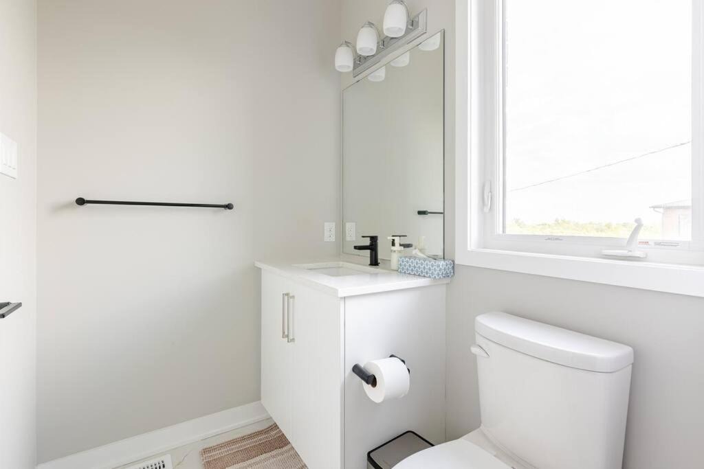 Photo of Bathroom in Ottawa Division