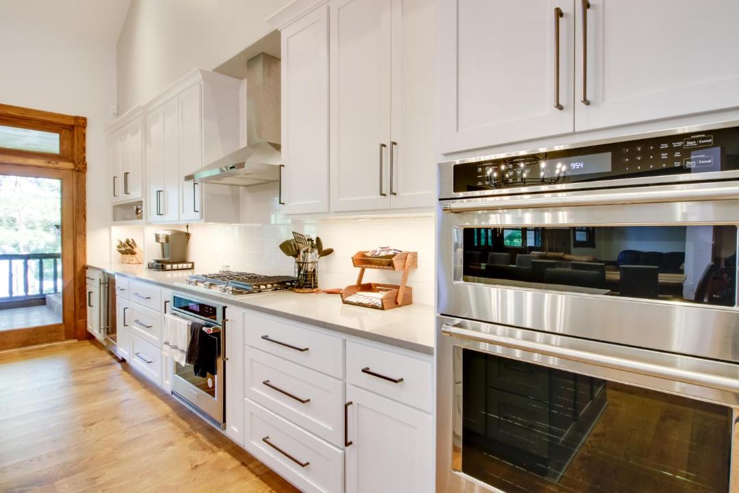 Photo of Kitchen in Lake Shore