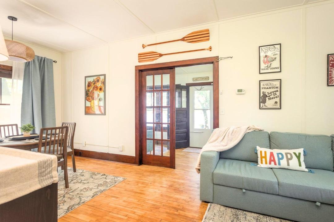Photo of Livingroom in Alexandria