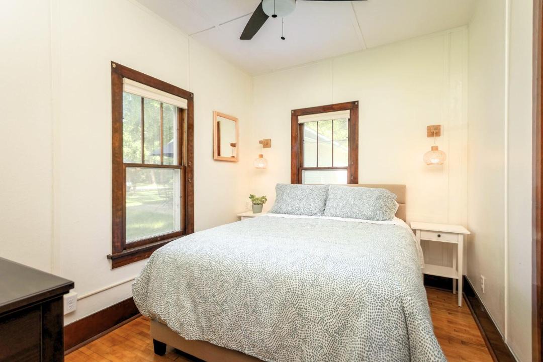 Photo of Bedroom in Alexandria