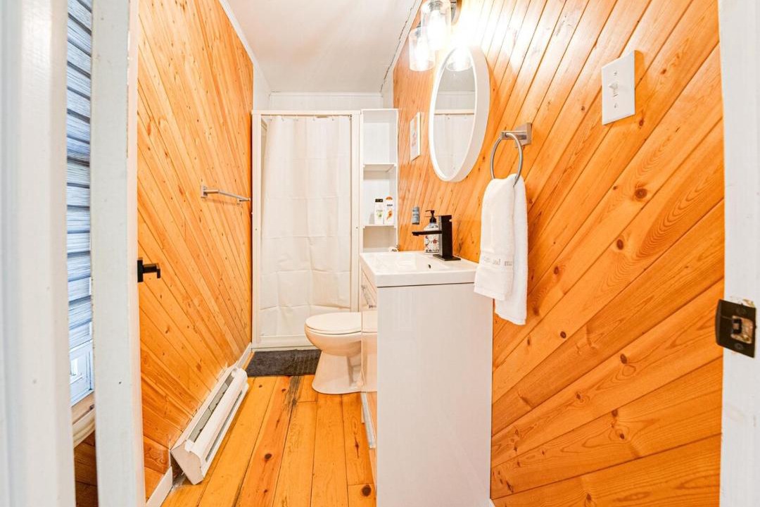 Photo of Bathroom in Magnetawan