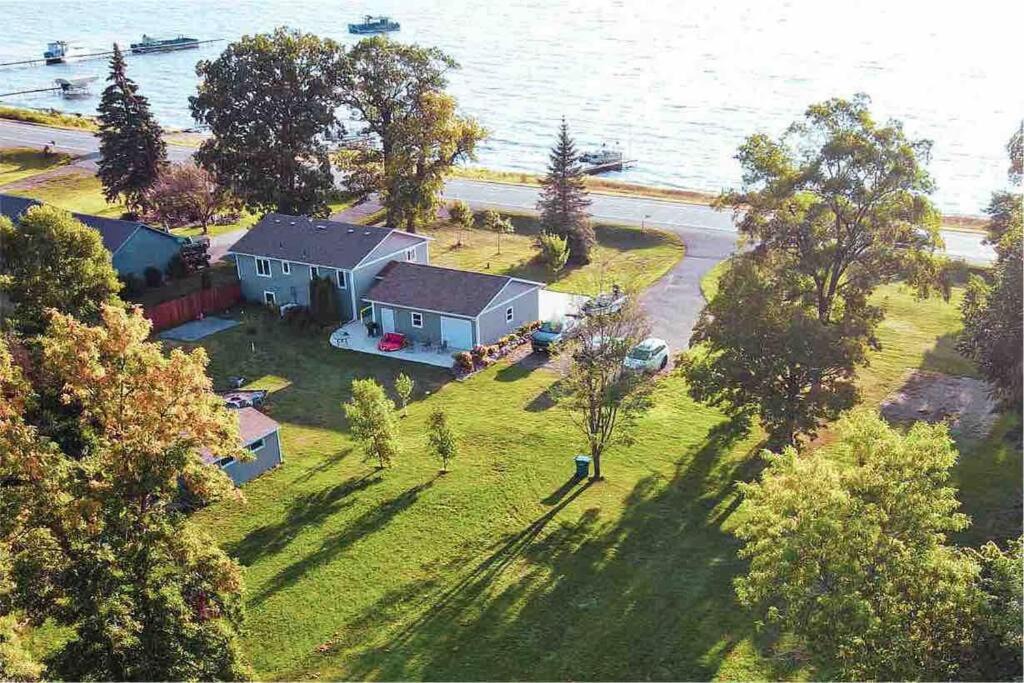 Photo of Others in Garrison