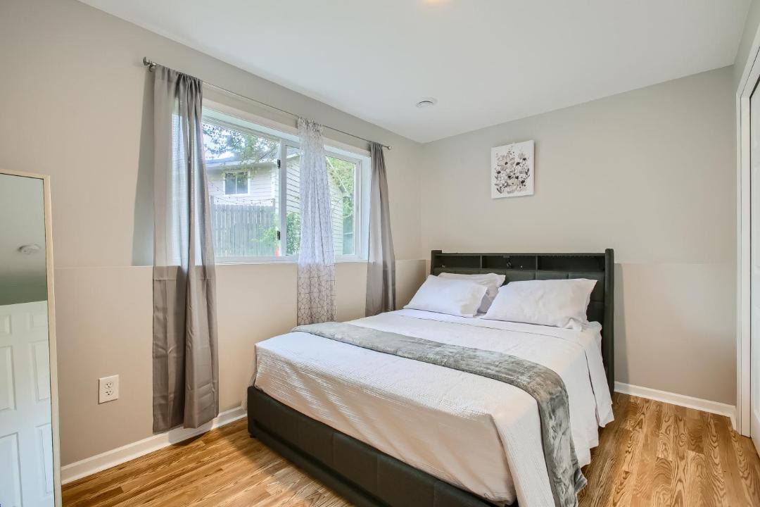 Photo of Bedroom in Ramsey