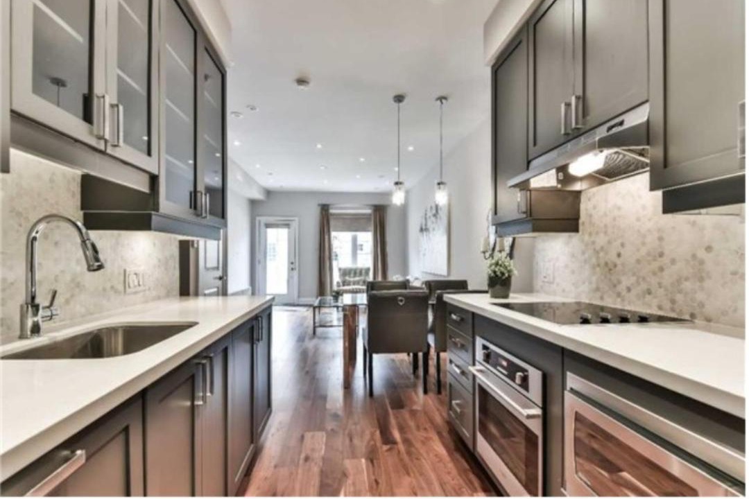 Photo of Kitchen in Lawrence Park