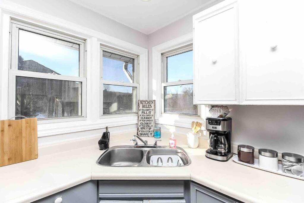 Photo of Kitchen in Oro-Medonte