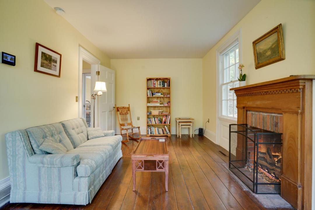 Photo of Livingroom in Taylors Falls