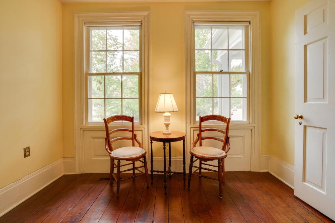 Photo of Livingroom in Taylors Falls