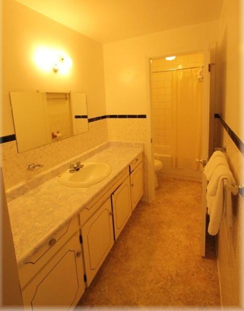 Photo of Bathroom in Cobourg