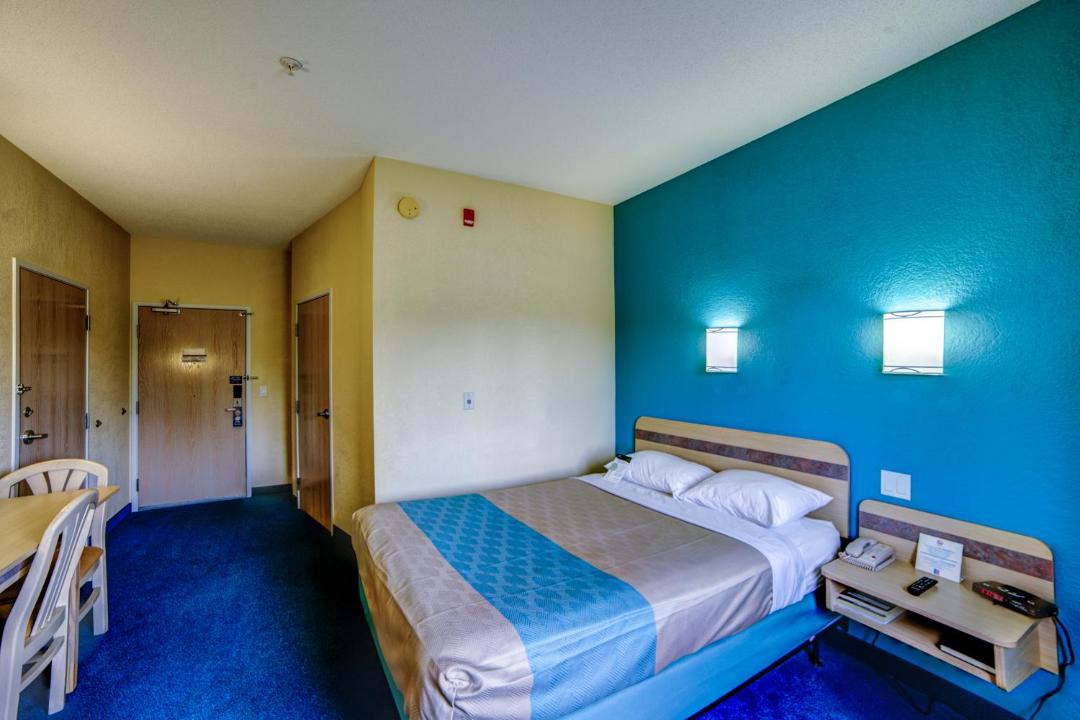 Photo of Bedroom in Huntsville