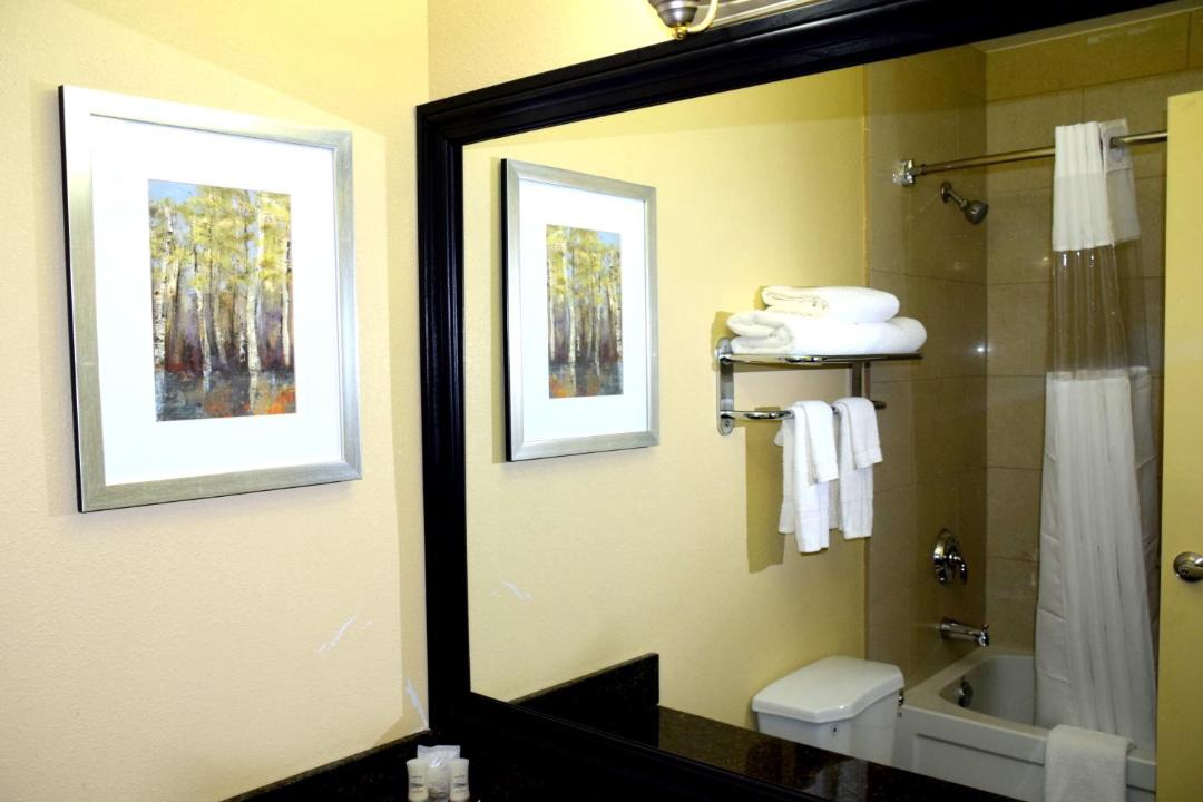 Photo of Bathroom in Bracebridge