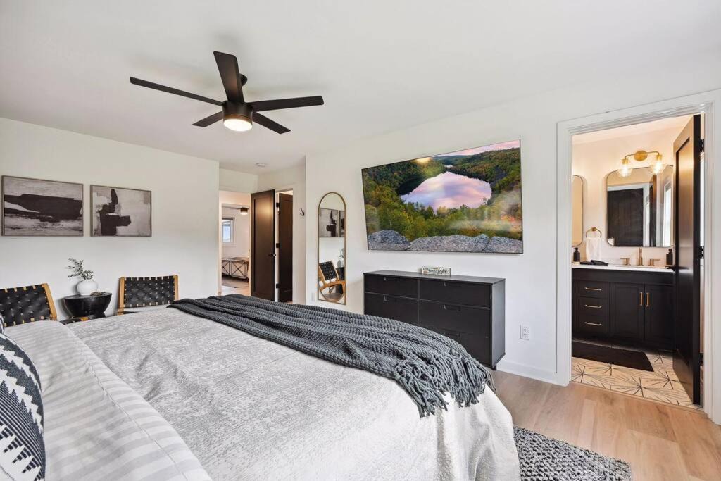 Photo of Bedroom in Alexandria