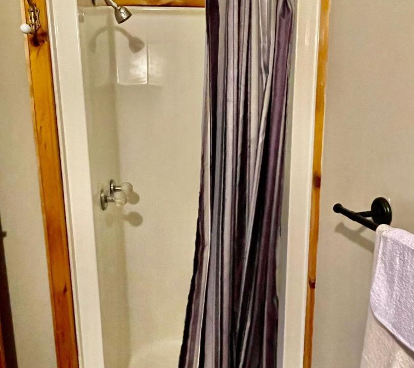 Photo of Bathroom in Unorganized Centre Parry Sound