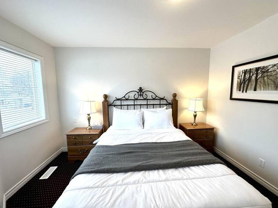 Photo of Bedroom in Collingwood