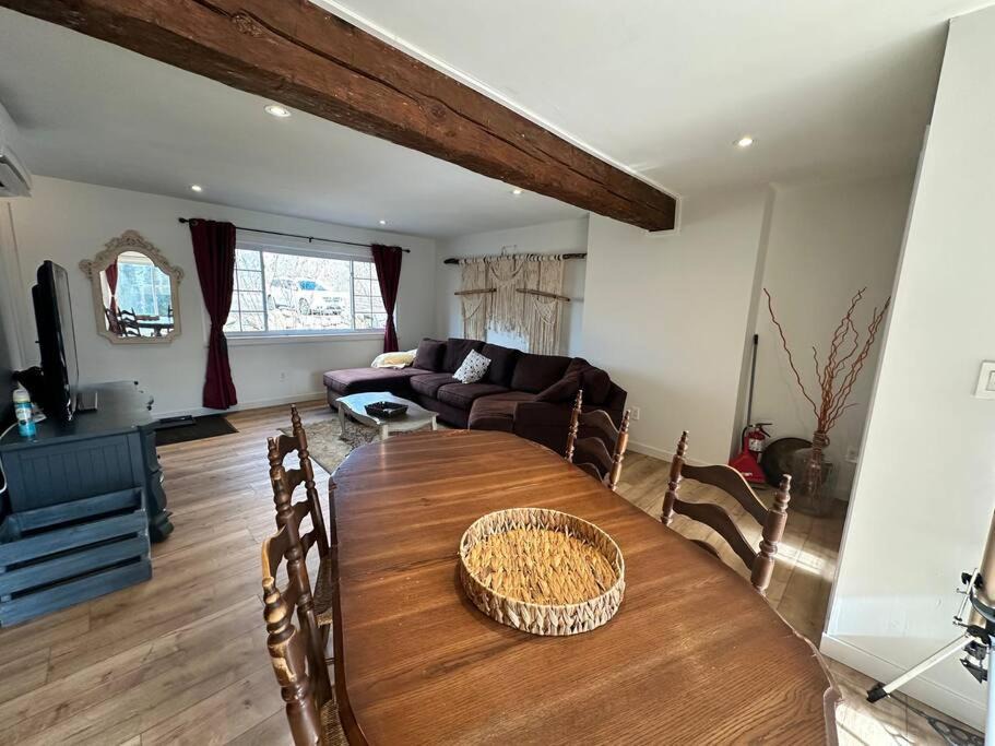 Photo of Livingroom in North Dumfries